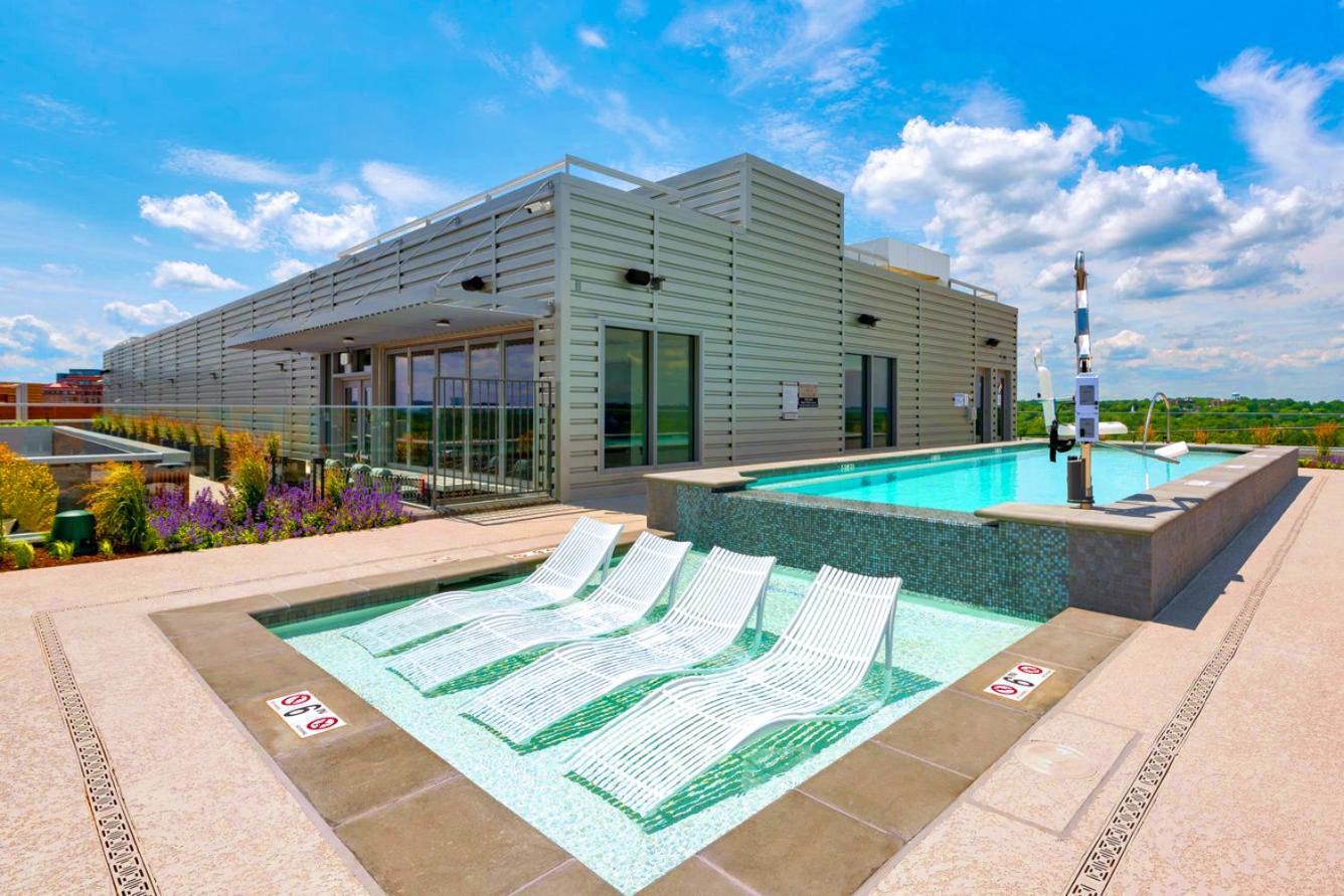 Gorgeous 1 Bedroom At Clarendon With Gym And Rooftop Arlington Exterior foto
